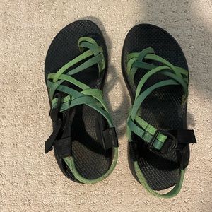 Double strap Chacos